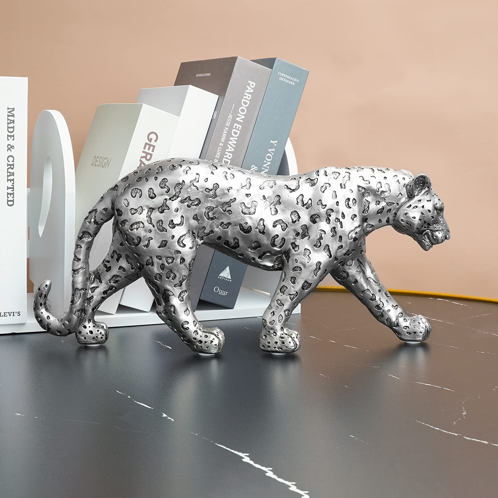 Cheetah Statue Home Decor Leopard Sculpture Resin Sitting Cheetah Figurine Desktop Table Top Ornament Decoration for Home Office-Gold Or Silver (Walking-Champagne Gold)