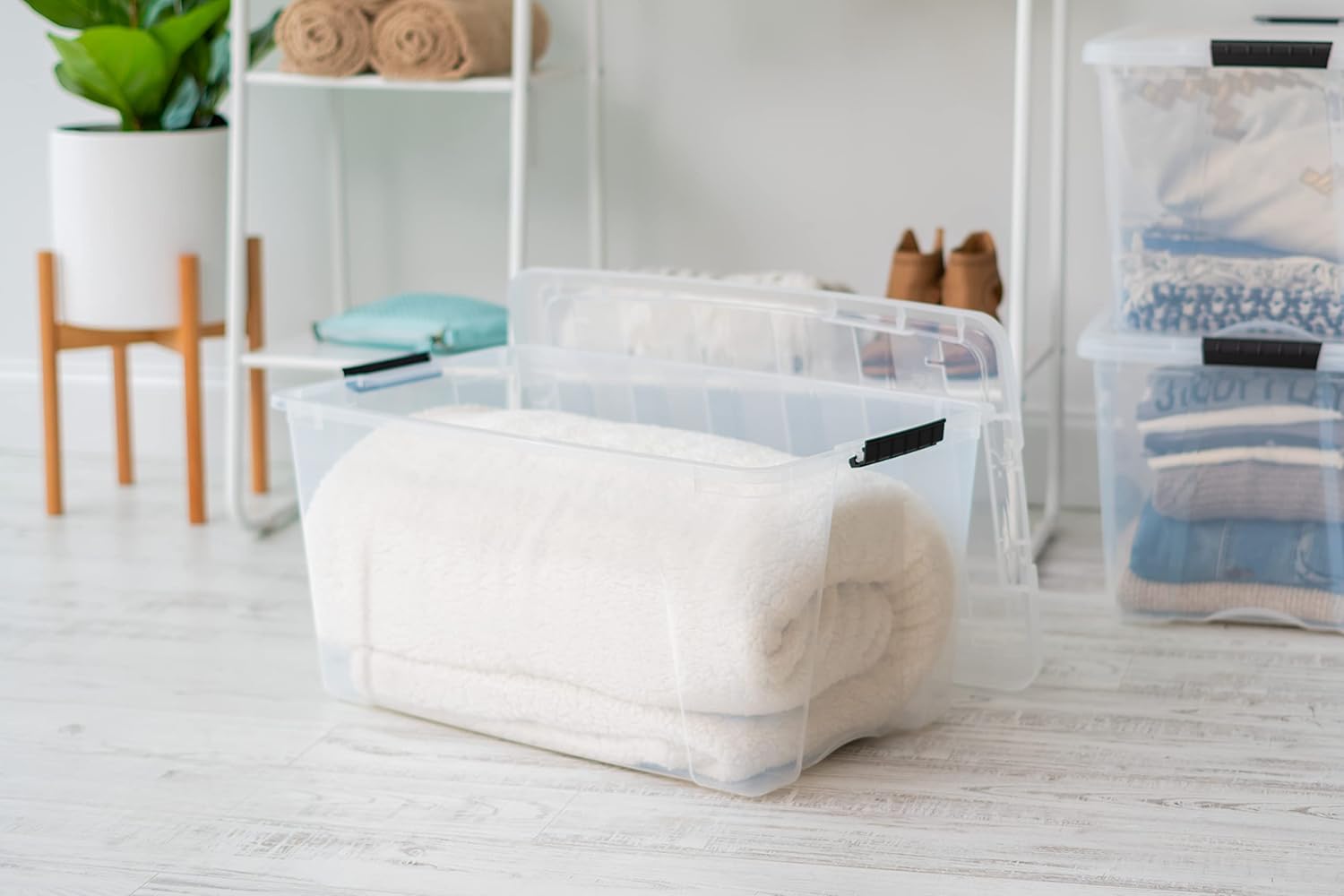 IRIS USA 6-Pack 6 Quart Storage Bins with Lids | Transparent design makes contents easy to find. Ideal for shoes, photos, documents, and small essentials. Nestable design