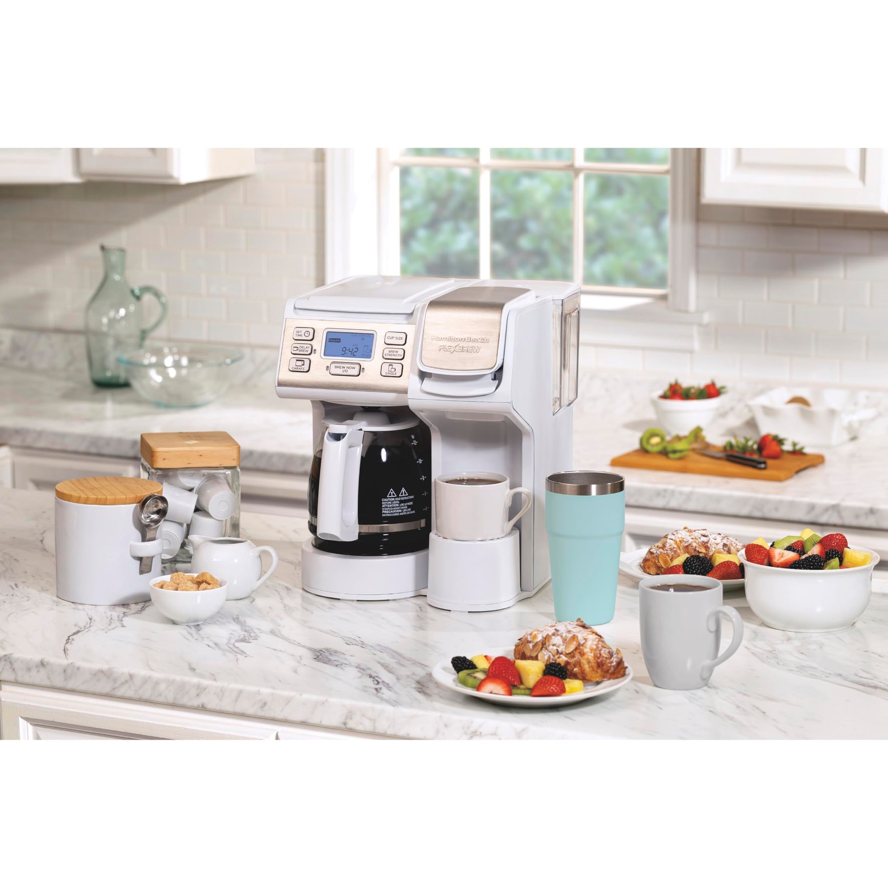 Hamilton Beach FlexBrew Trio 2-Way Coffee Maker, Compatible with K-Cup Pods or Grounds, Combo, Single Serve & Full 12 Cup Coffee Pot, White, Fast Brewing, Removeable Reservoir
