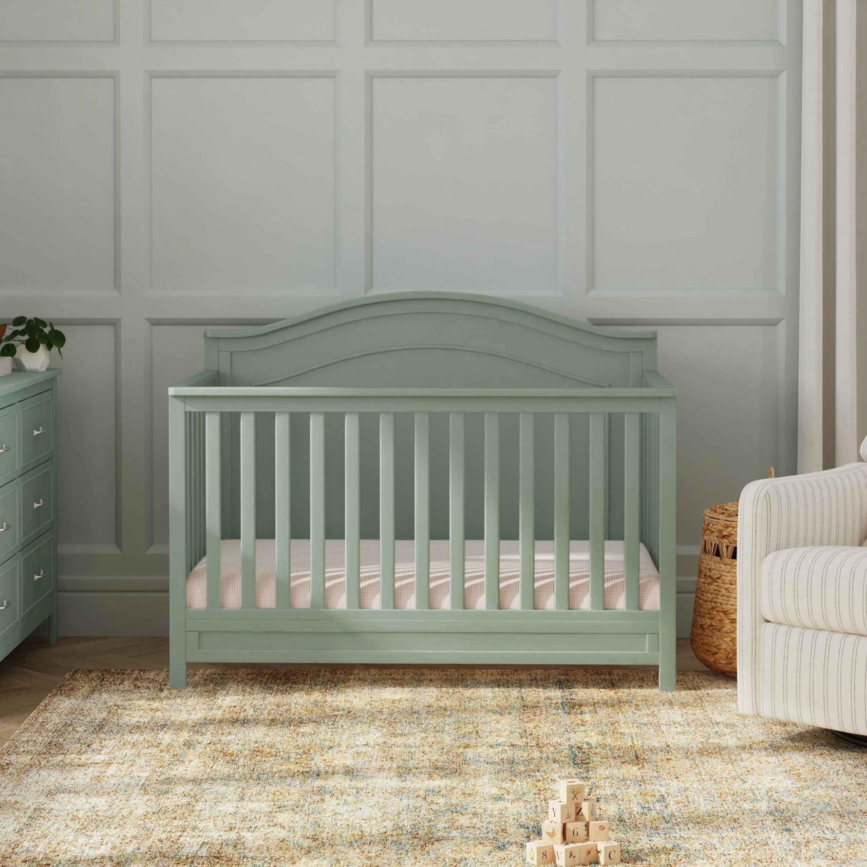 Davinci Charlie 4-in-1 Convertible Crib - GREENGUARD Gold Certified - Converts from Baby Crib to Toddler Bed, Daybed, and Full-Size Bed Effortlessly - 4 Adjustable Heights - Wooden White Baby Bed
