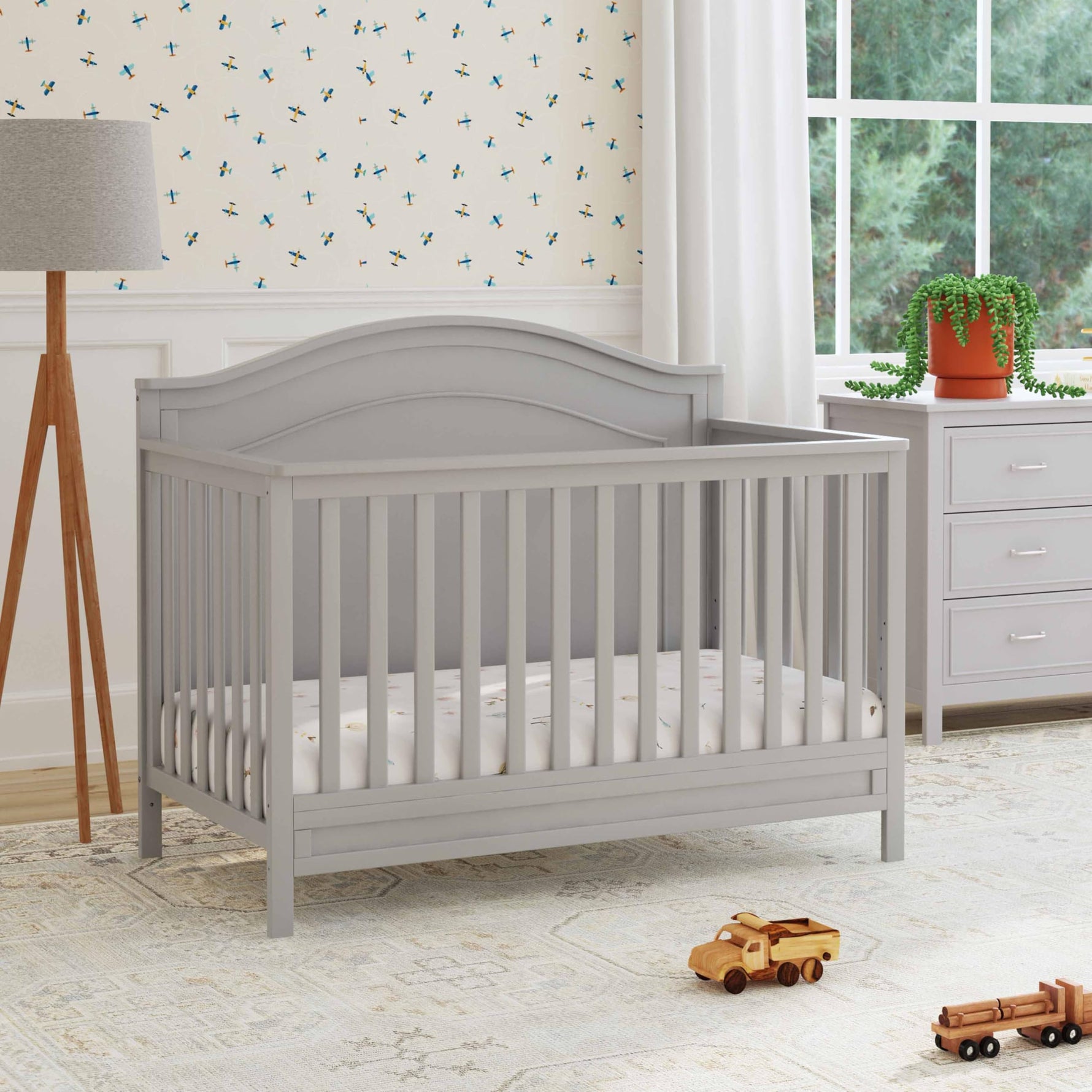 Davinci Charlie 4-in-1 Convertible Crib - GREENGUARD Gold Certified - Converts from Baby Crib to Toddler Bed, Daybed, and Full-Size Bed Effortlessly - 4 Adjustable Heights - Wooden White Baby Bed
