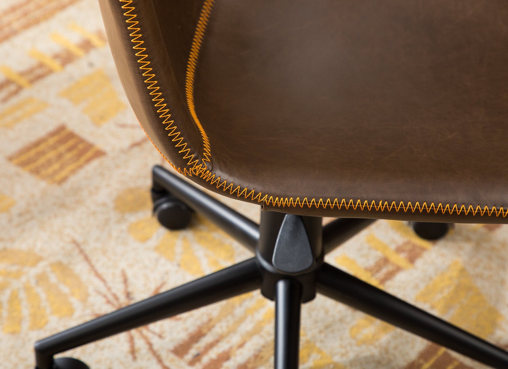 Roundhill Furniture Cesena Faux Leather 360 Swivel Air Lift Office Chair, Brown