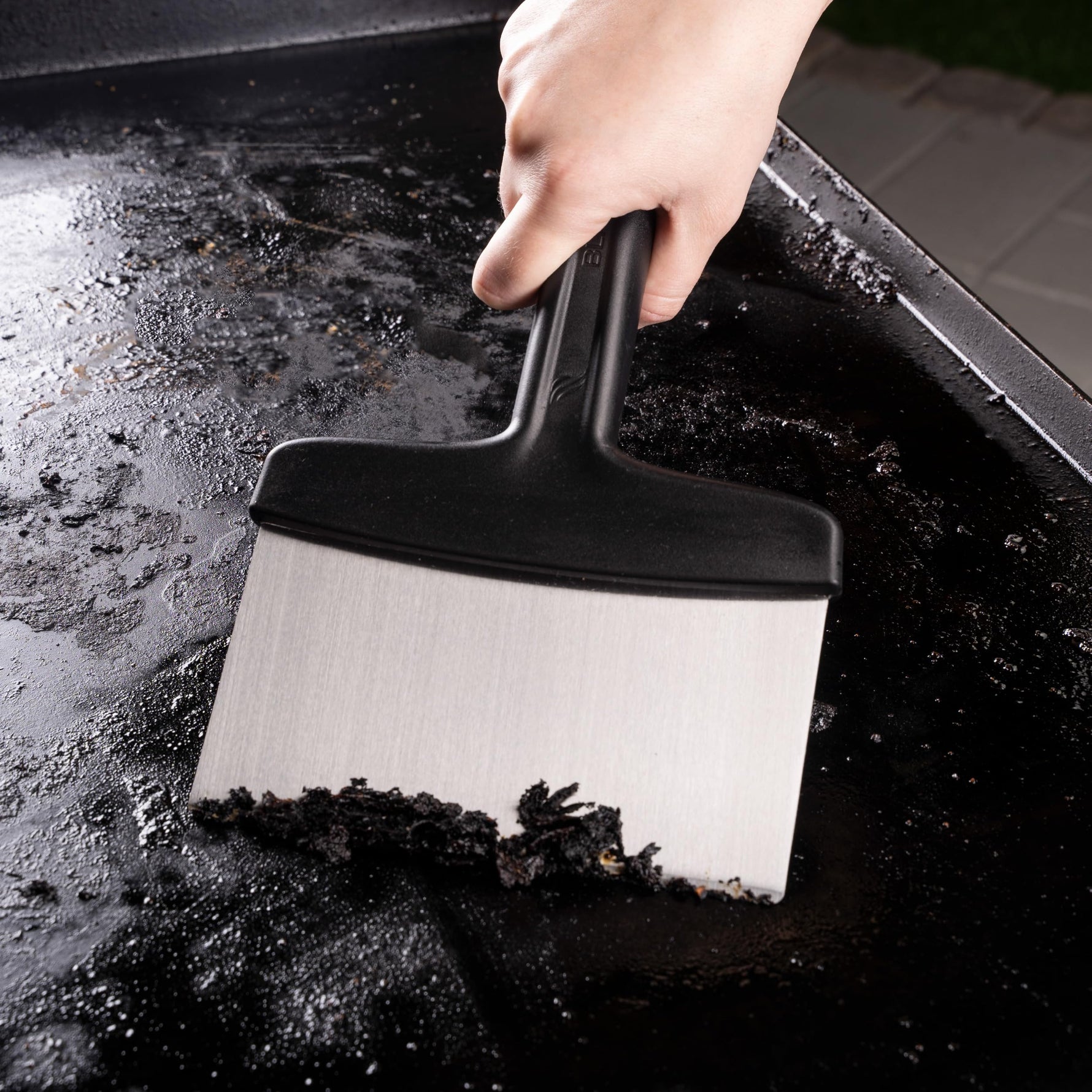 BLACKSTONE 5060 Professional 8-Piece Griddle Cleaning Kit, Stainless Steel, Black