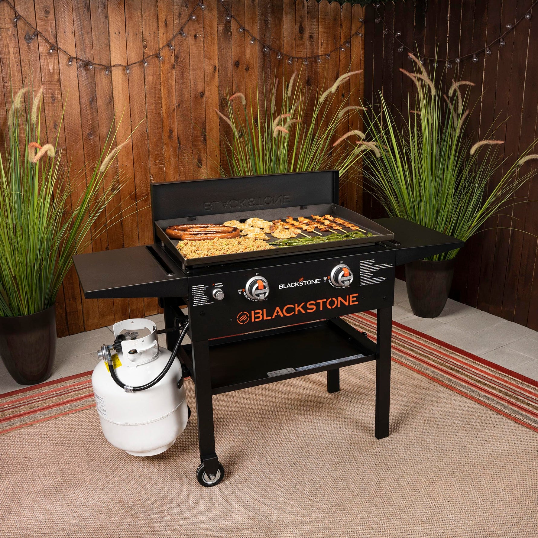 BLACKSTONE 5003 28” Griddle Hard Cover, Powder Coated Steel, Black