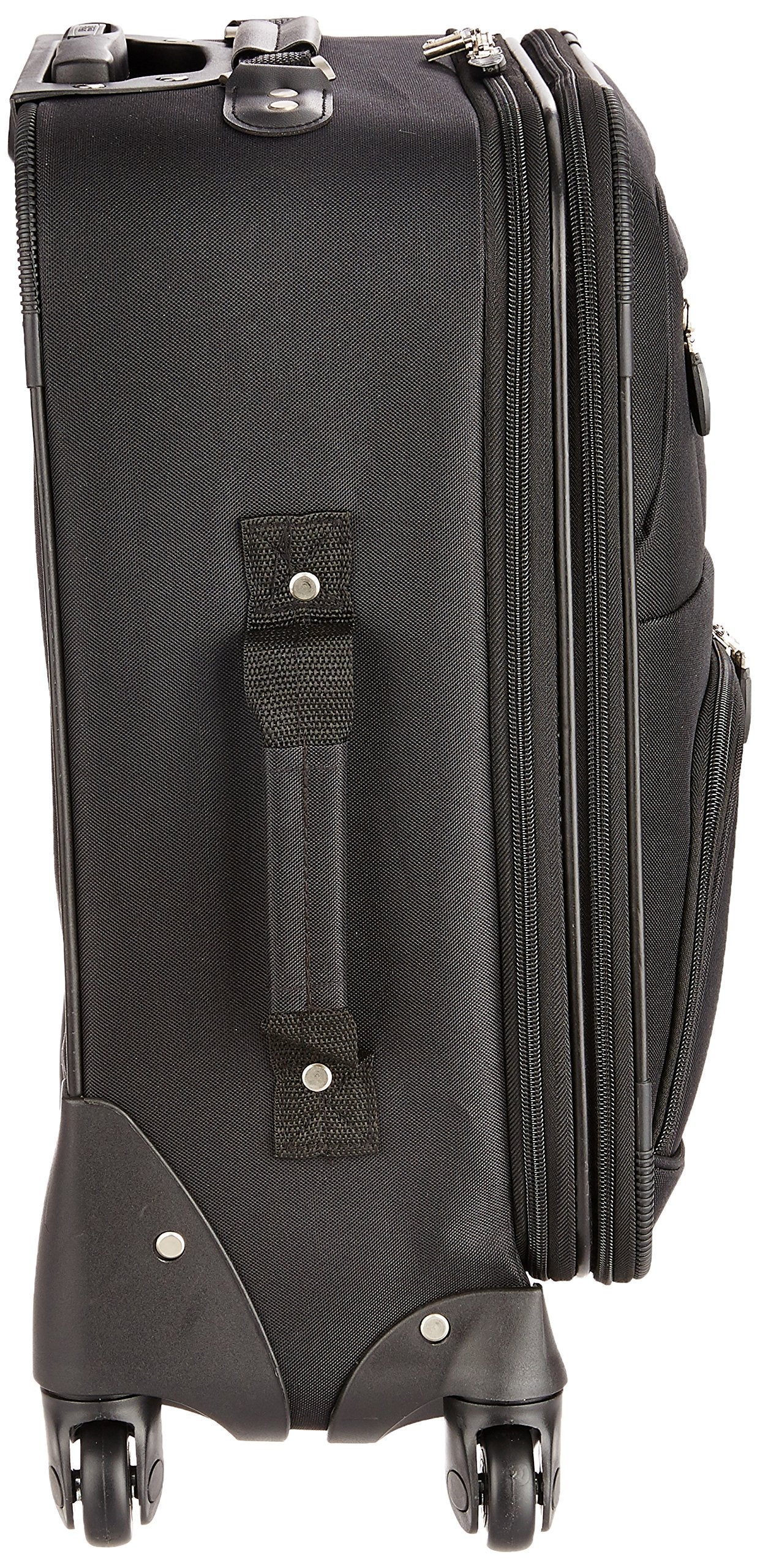 Rockland Pasadena Expandable Spinner Carry-on 19", Black