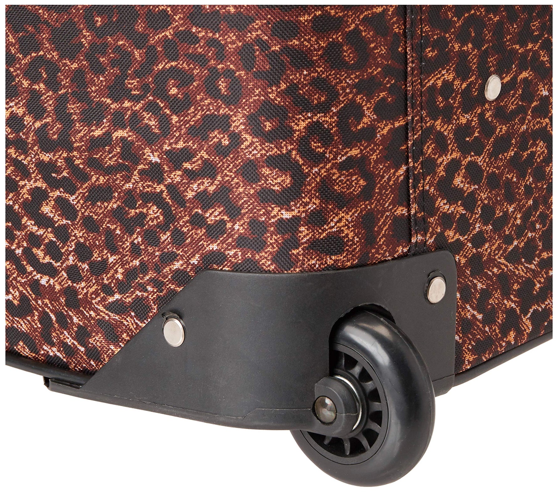 Rockland Vara Softside 3 Piece Upright Luggage Set, Expandable, (20"/28"/22" Rolling Duffel), Pink Leopard